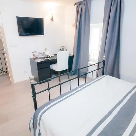 Perla Luxury 4* Split