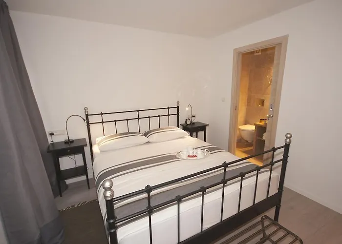 Perla Luxury ゲストハウス